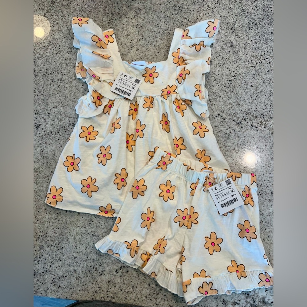 NWT! Zara outfit matching set little girl size 4-5 - Picture 1 of 5